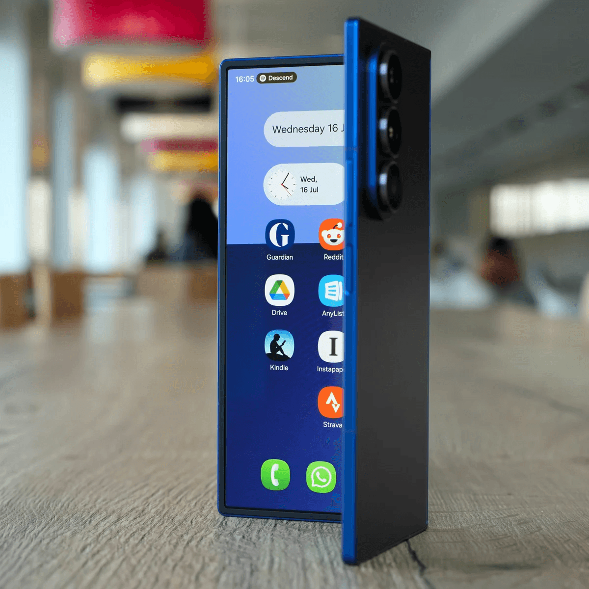 Samsung Galaxy Fold - Unfold Your World