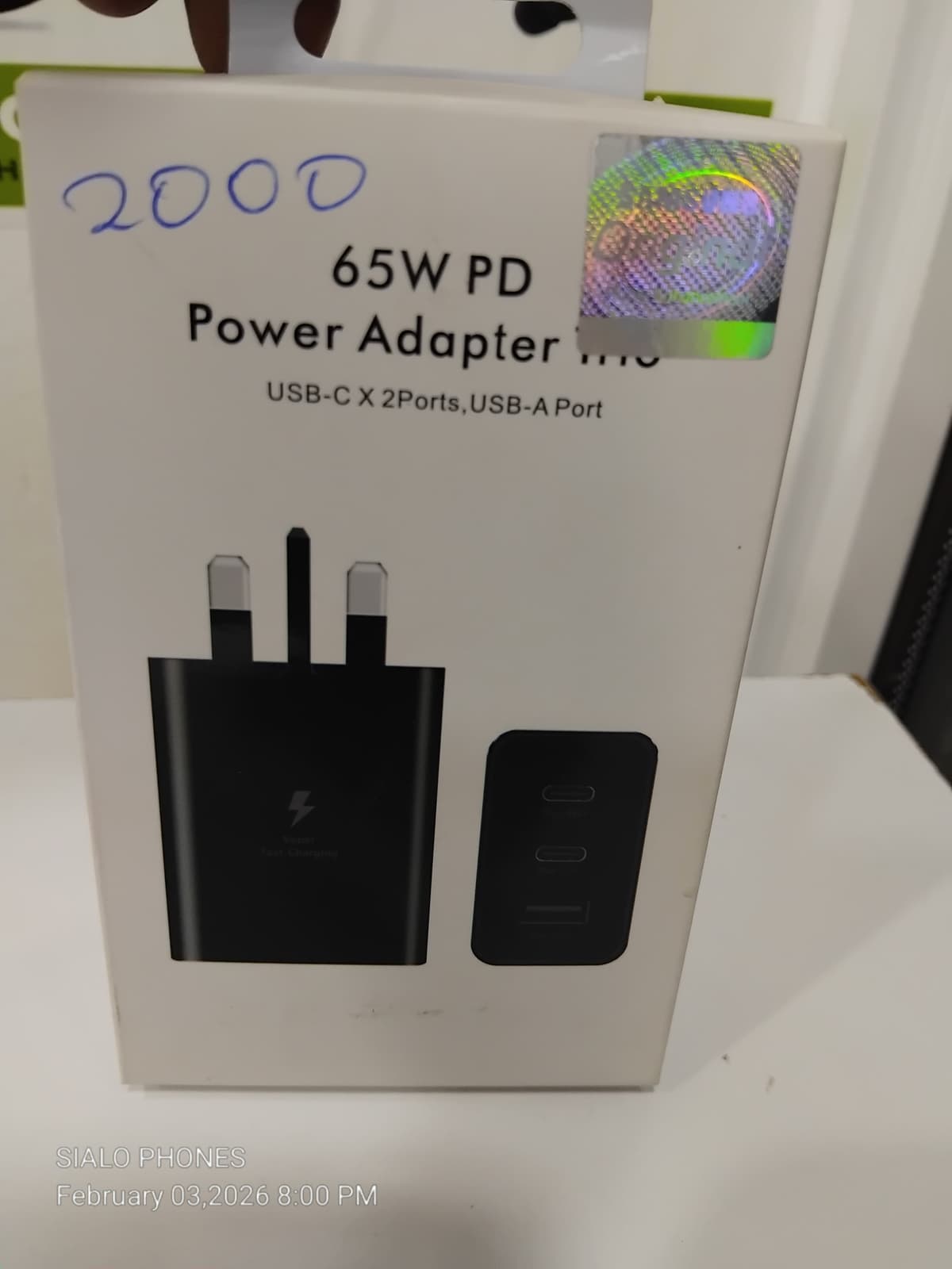 Samsung 65W Adapter view 2
